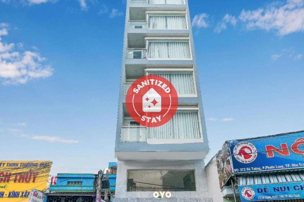 Oyo 176 374 Hotel На Транг Екстериор снимка