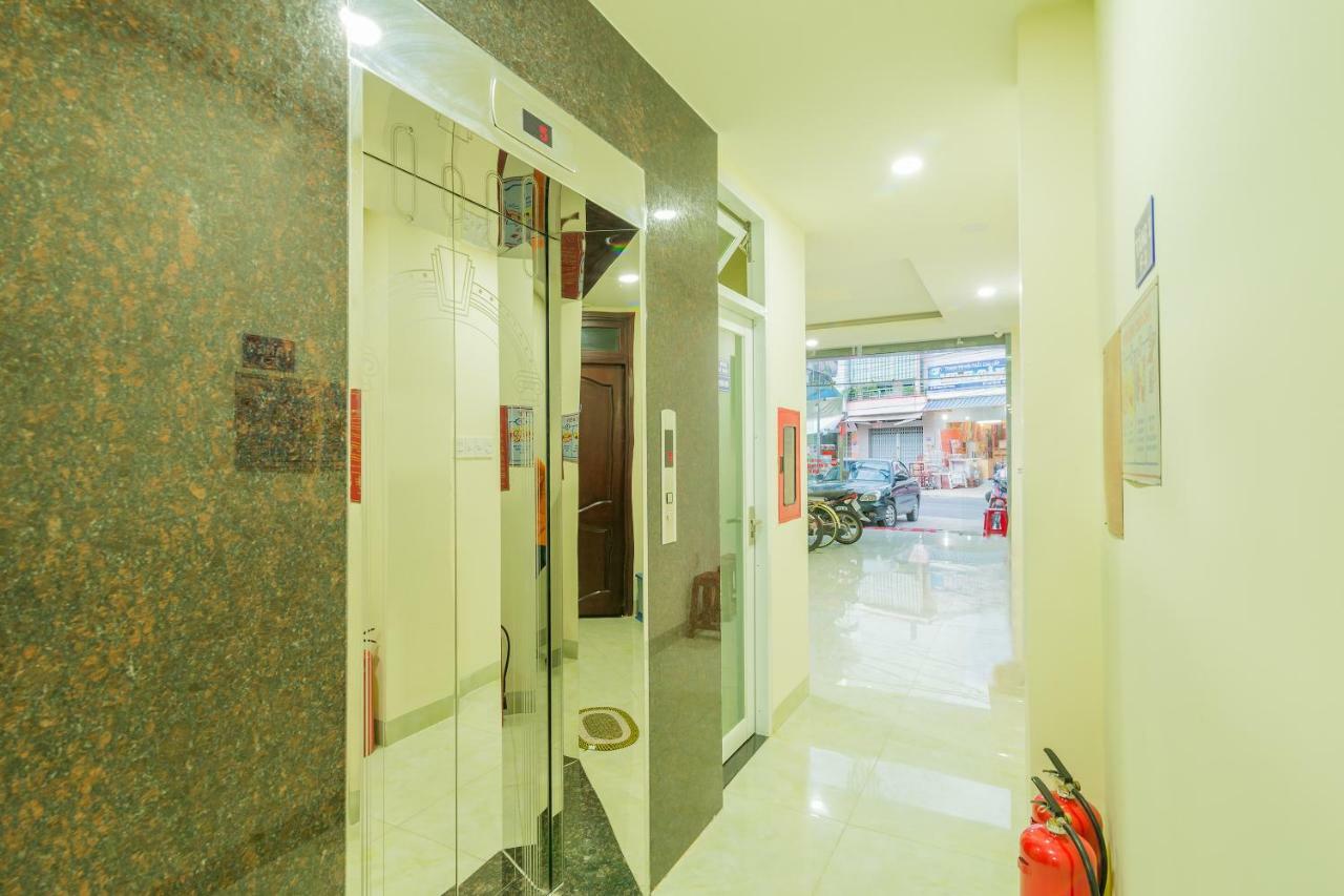 Oyo 176 374 Hotel На Транг Екстериор снимка